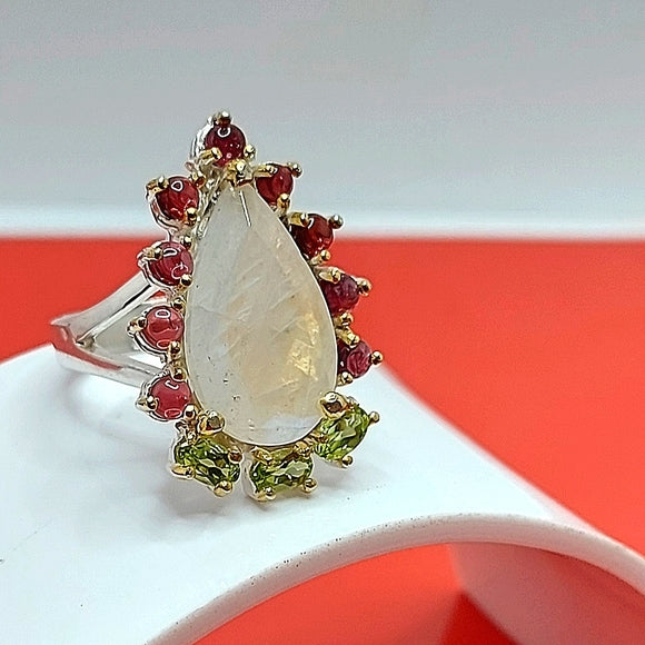 Natural 14 ct Not Enhanced Moonstone 925 Sterling Silver Ring Size 8