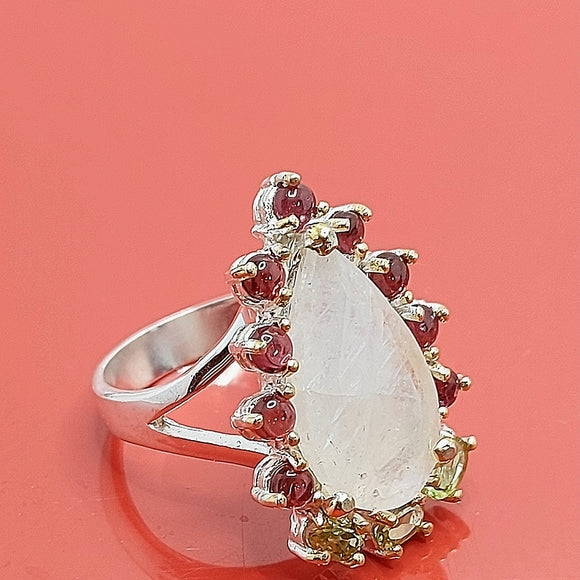 Natural 14 ct Not Enhanced Moonstone 925 Sterling Silver Ring Size 8