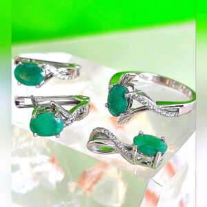 Natural Emerald & CZ 925 Sterling Silver Set: Ring, Earrings, Pendant
