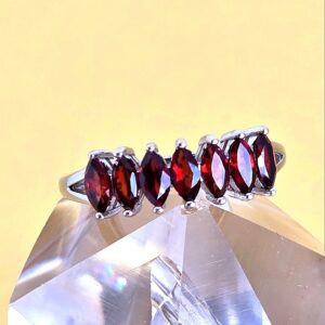 Natural Garnet 925 Sterling Silver Ring Sz 7