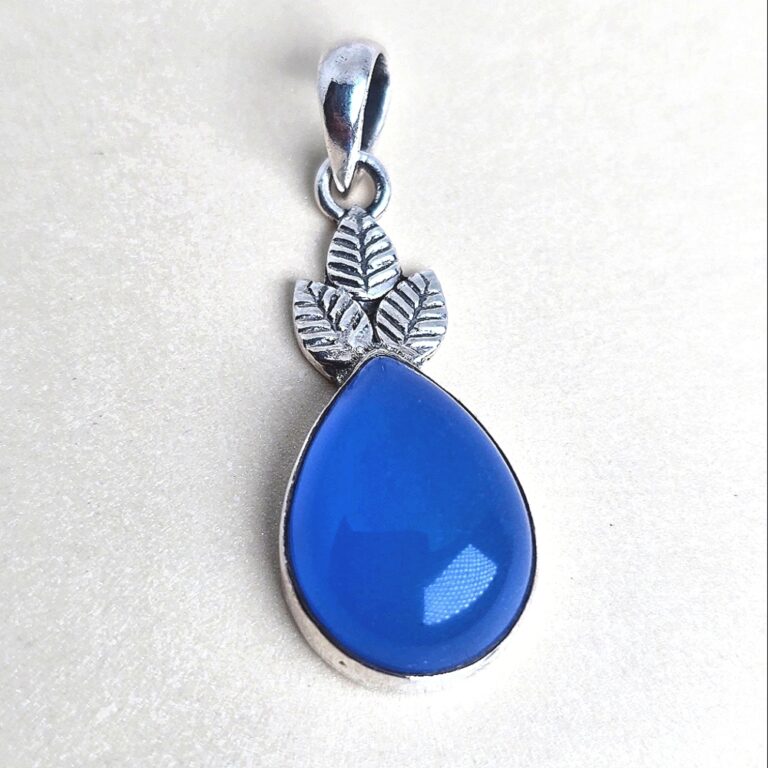 Natural Chalcedony 925 Sterling Silver Pendant