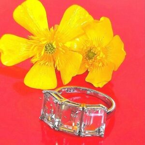 925 Sterling Silver Ring Sz 6.5 with Natural 3 Green Amethyst Stones 7x9mm