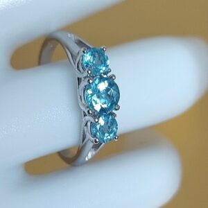 Natural Blue Apatite 5mm‎ 14K White Gold on 925 Sterling Silver Ring Sz 7.5