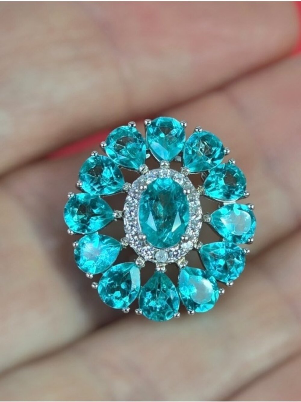 925 Sterling Silver Oval Pendant 1.9x2.1cm with Natural Apatite