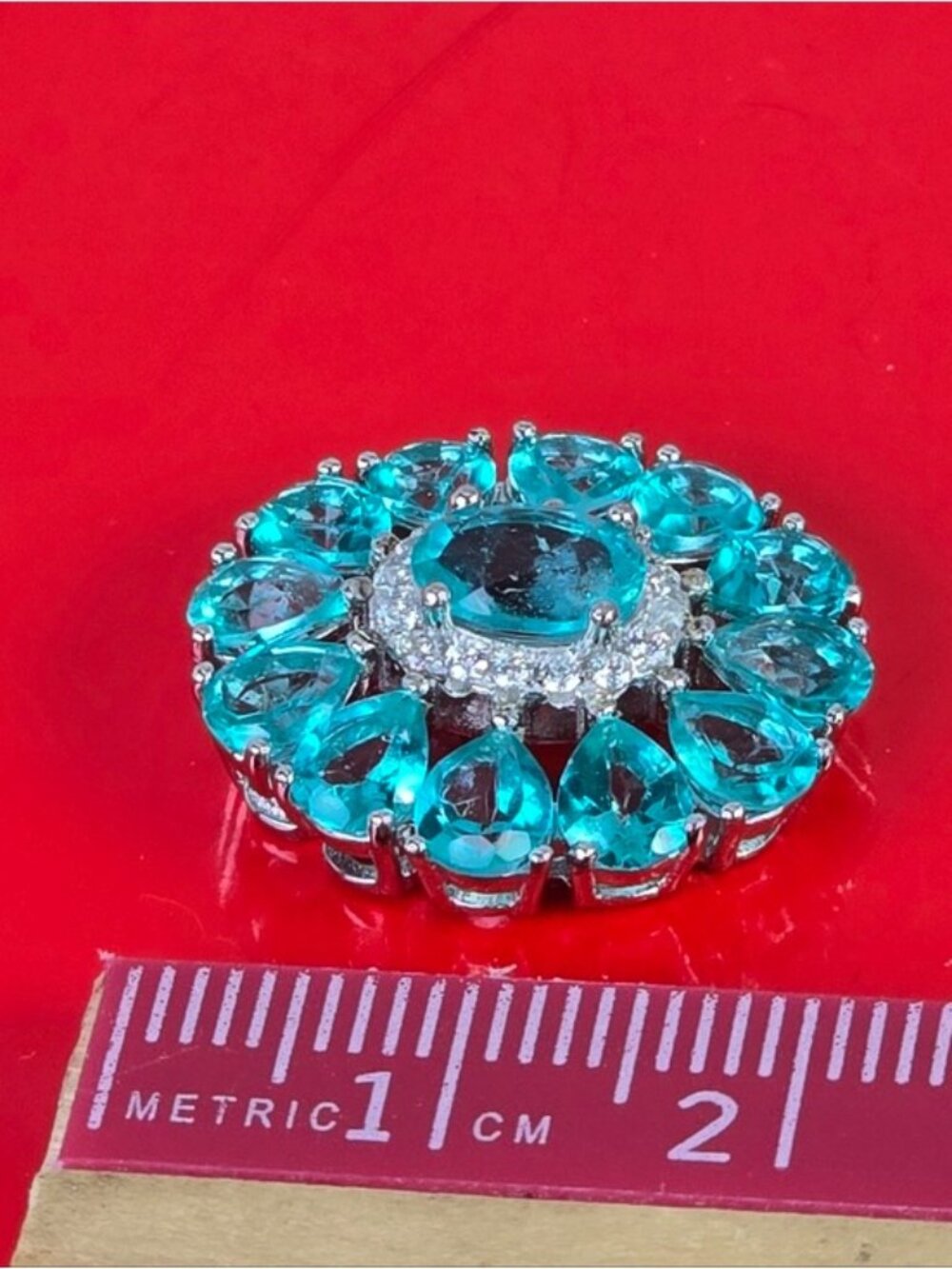 925 Sterling Silver Oval Pendant 1.9x2.1cm with Natural Apatite