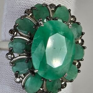 925 Sterling Silver Ring Sz 8 With Natural Emerald 15x12mm & Natural Diamonds